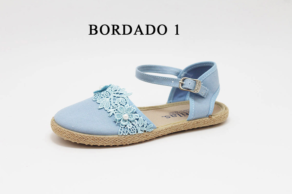 Alpargata esparto azul empolvado bordado niña Alpargata esparto azul empolvado bordado niña