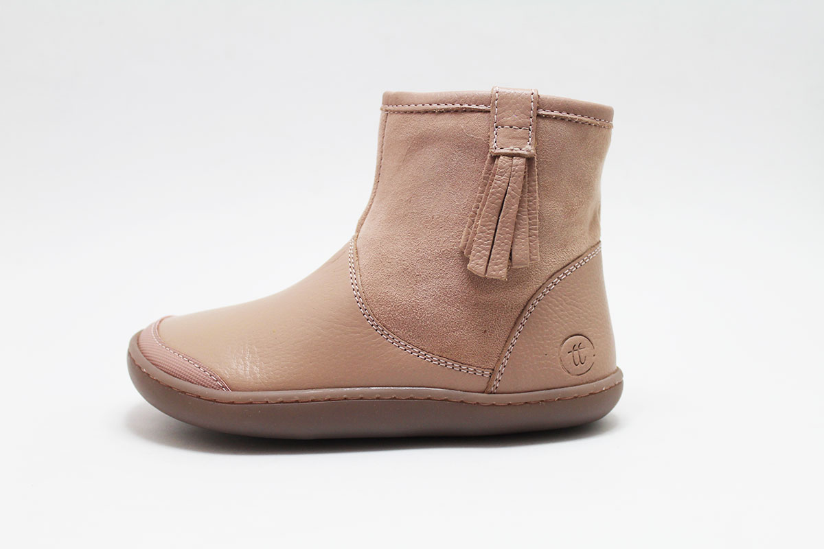 Botas barefoot niña rosa flecos Chetto Botas barefoot niña rosa flecos Chetto