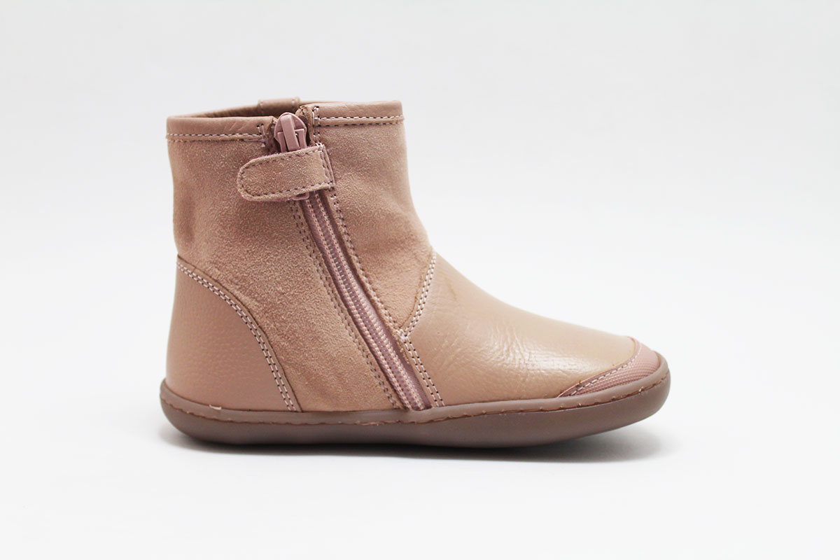 Botas barefoot niña rosa flecos Chetto Botas barefoot niña rosa flecos Chetto