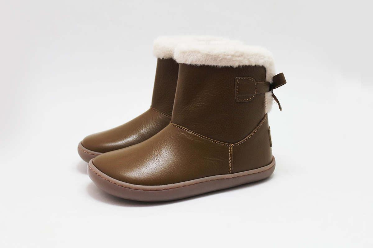 Botas barefoot niña cuero pelo Chetto Botas barefoot niña cuero pelo Chetto