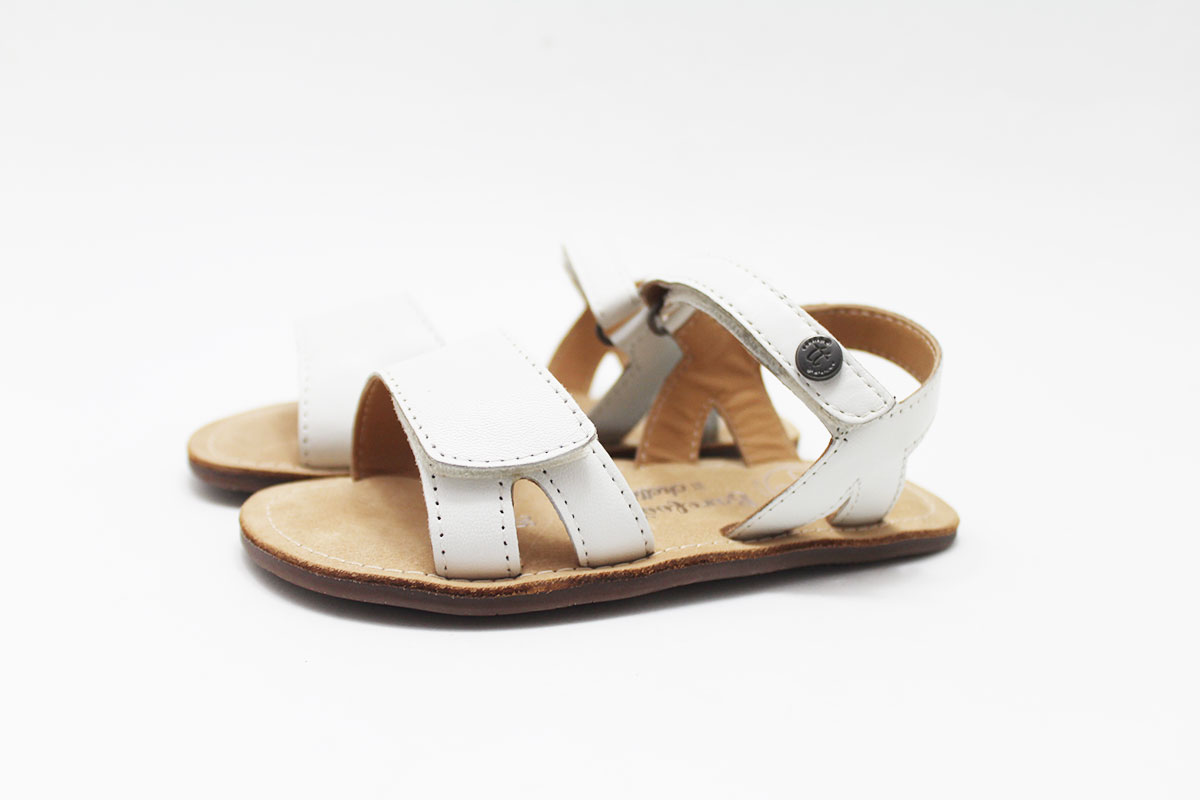 Sandalia barefoot niña blanco estilo clásico Sandalia barefoot niña blanco estilo clásico