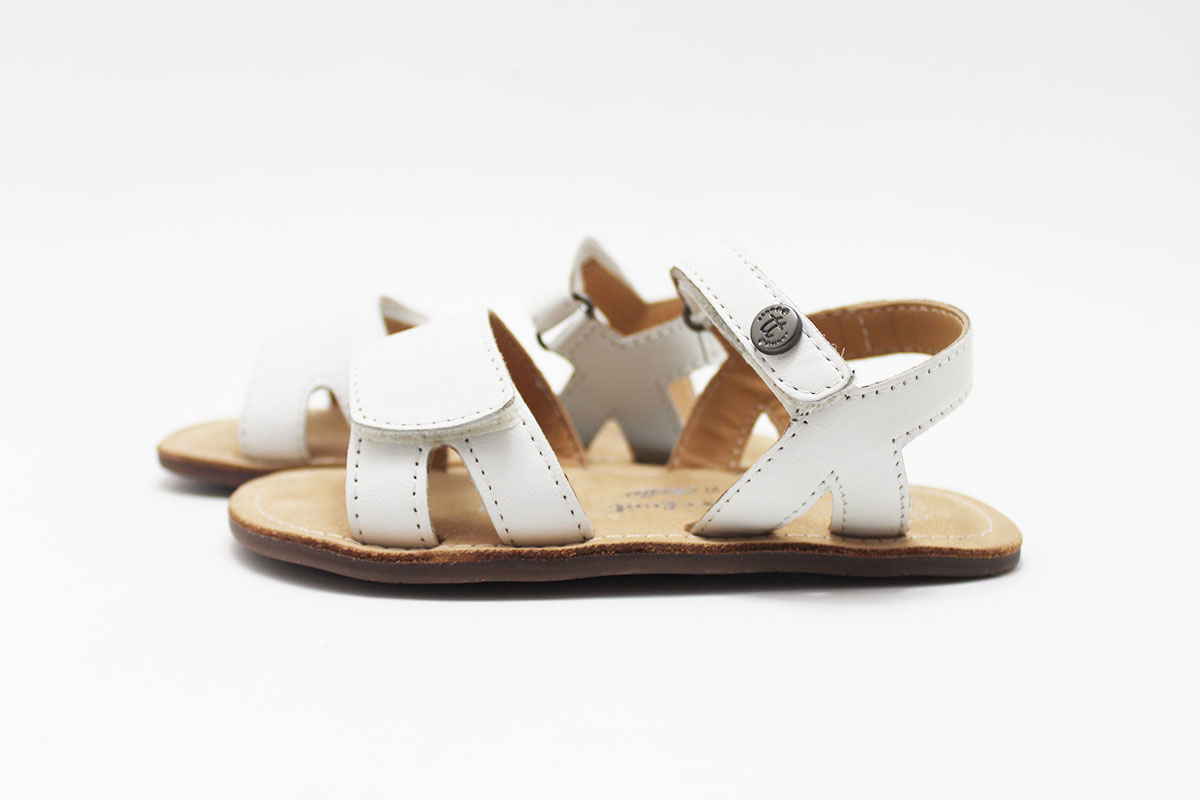 Sandalia barefoot niña blanco estilo clásico Sandalia barefoot niña blanco estilo clásico