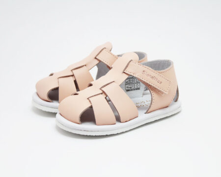 Sandalias tiras rosa nude Blanditos modelo BOGA
