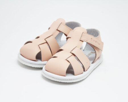 Sandalias tiras rosa nude Blanditos modelo BOGA
