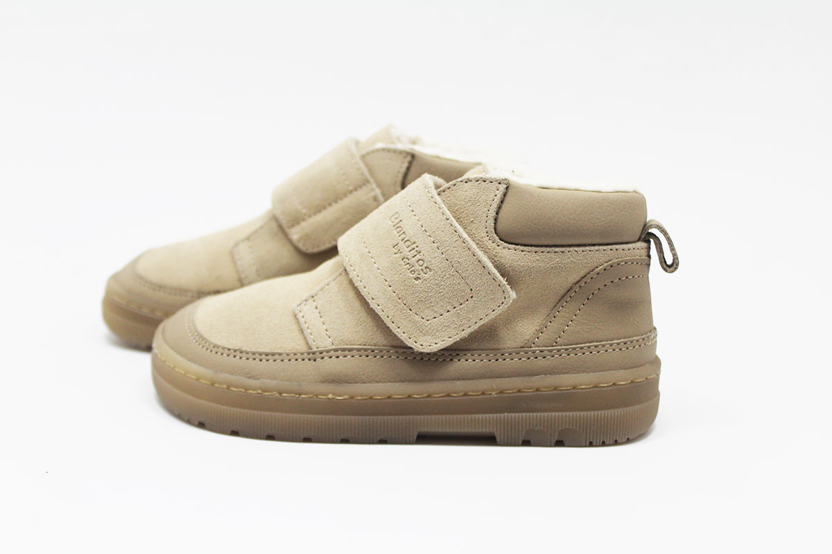 Bota borreguito barefoot arena Blanditos ALASKA Bota borreguito barefoot arena Blanditos ALASKA