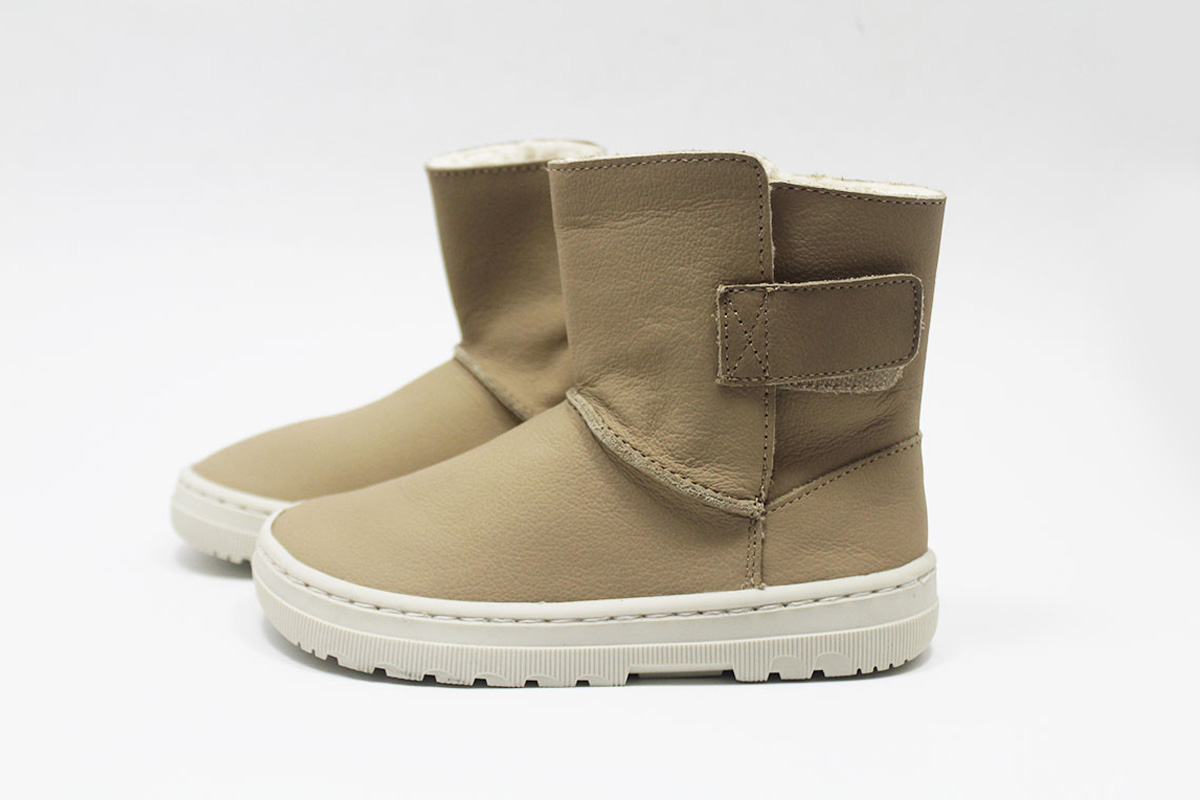 Bota borreguito piel arena suela gris Blanditos HIELO Bota borreguito piel arena suela gris Blanditos HIELO
