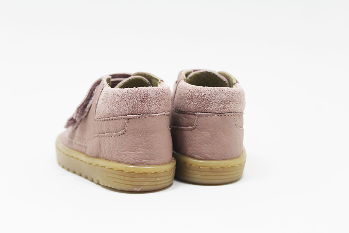Botita barefoot Blanditos rosa suela caramelo Lima Botita barefoot Blanditos rosa suela caramelo Lima