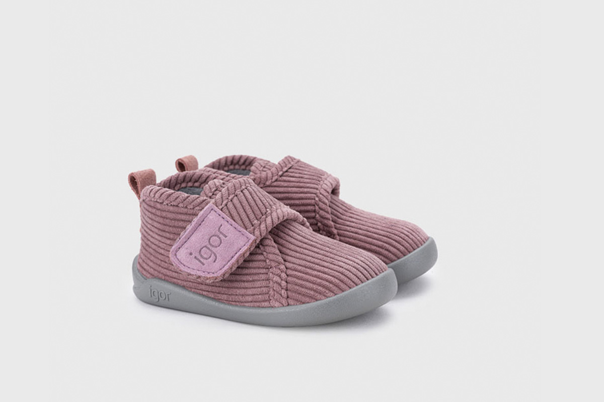 Zapatillas casa barefoot rosa niña Igor Zapatillas casa barefoot rosa niña Igor